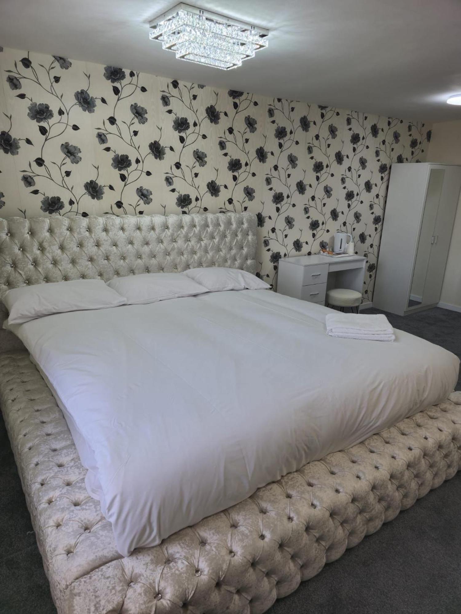 Zaheer'S Hotel بالدوك المظهر الخارجي الصورة